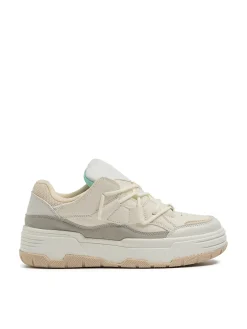Beżowe sneakersy
