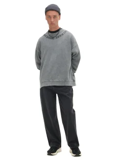 Bluza z efektem sprania i napisem