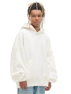 Bluza z kapturem z naszywkami