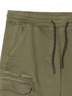 Ciemnozielone joggery basic z kieszeniami cargo