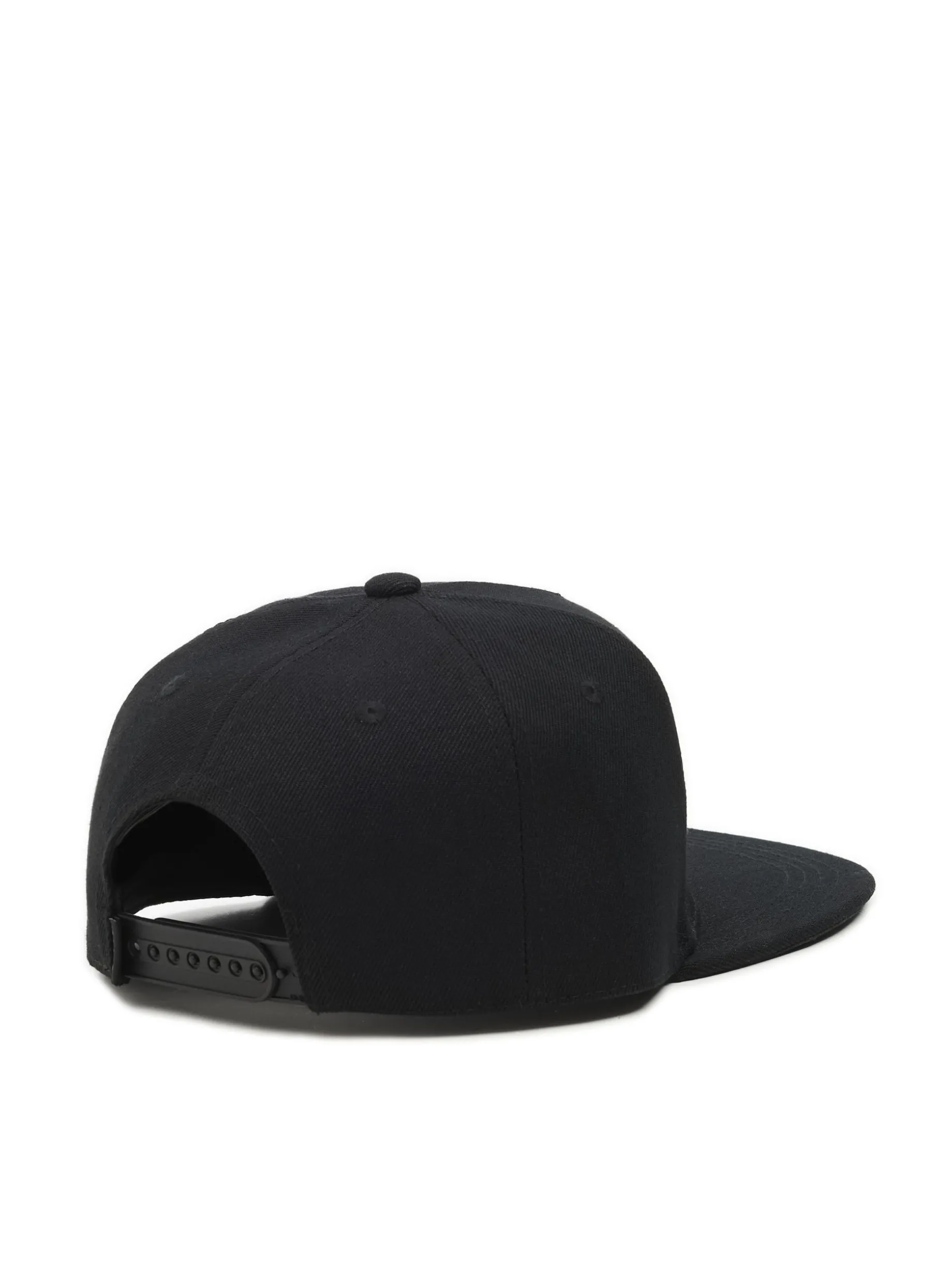 Czarna czapka snapback z haftem