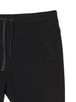 Czarne jeansowe joggery chino