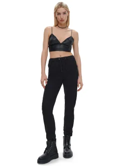 Czarne jeansowe joggery slim
