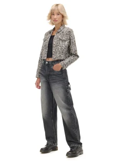 Czarne jeansy skater