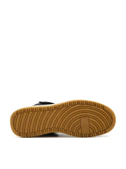 Czarne sneakersy za kostkę