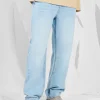 Jasne jeansy relaxed