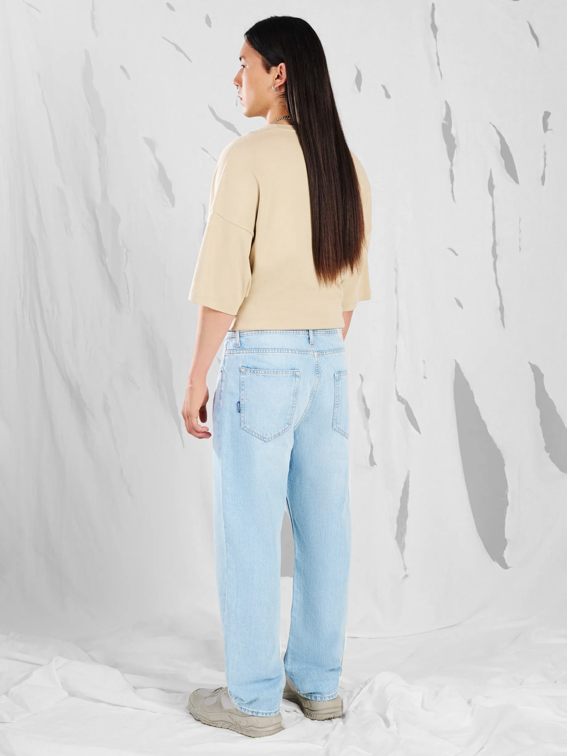 Jasne jeansy relaxed