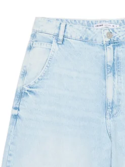 Jasne jeansy skater