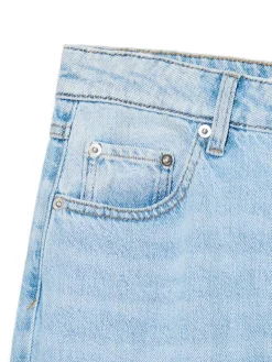 Jasnoniebieskie jeansy baggy