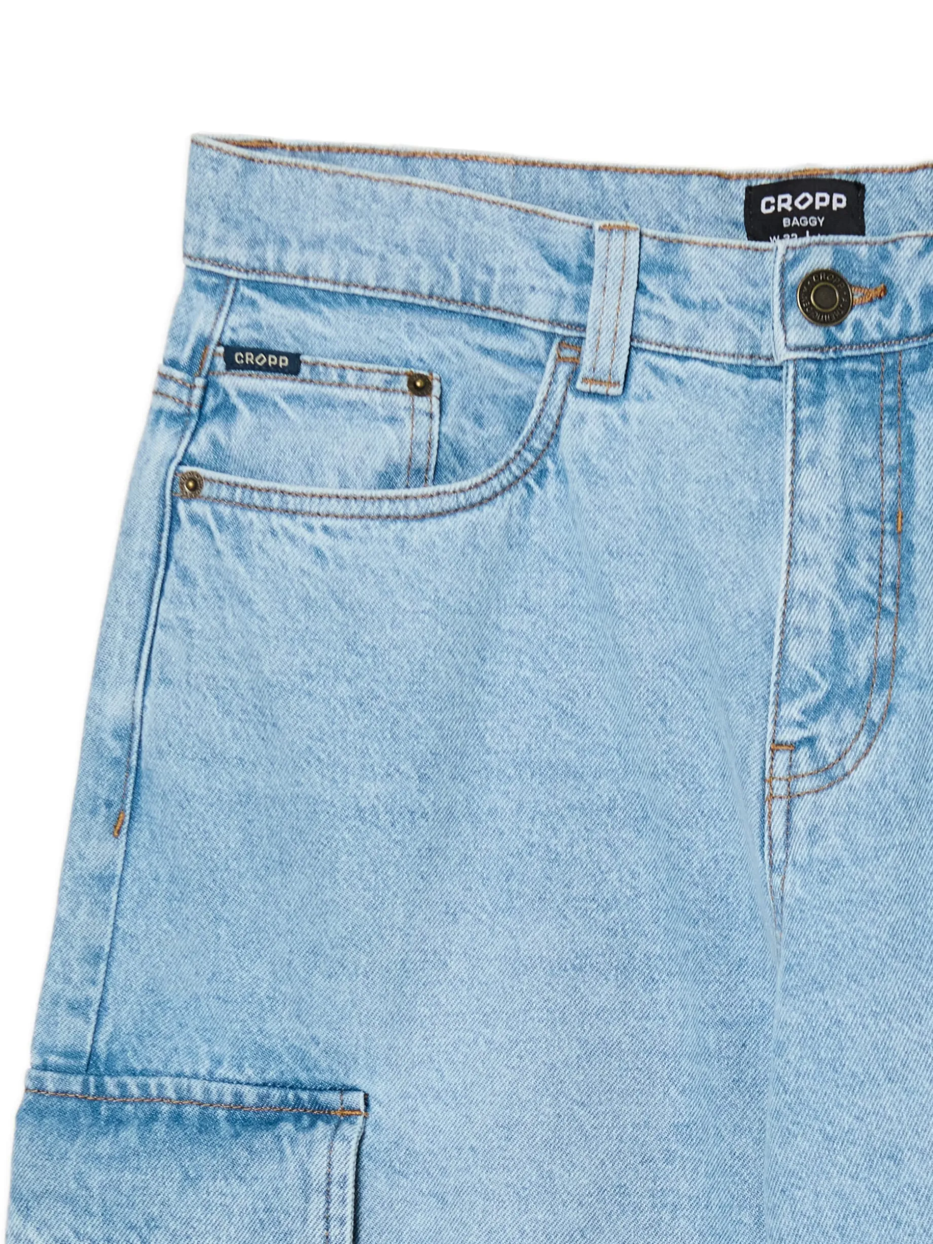 Niebieskie jeansy baggy