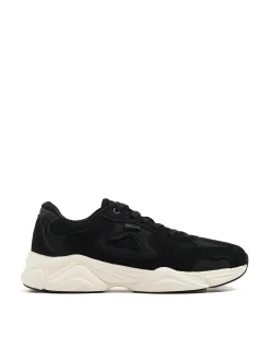 Sneakersy na białej podeszwie