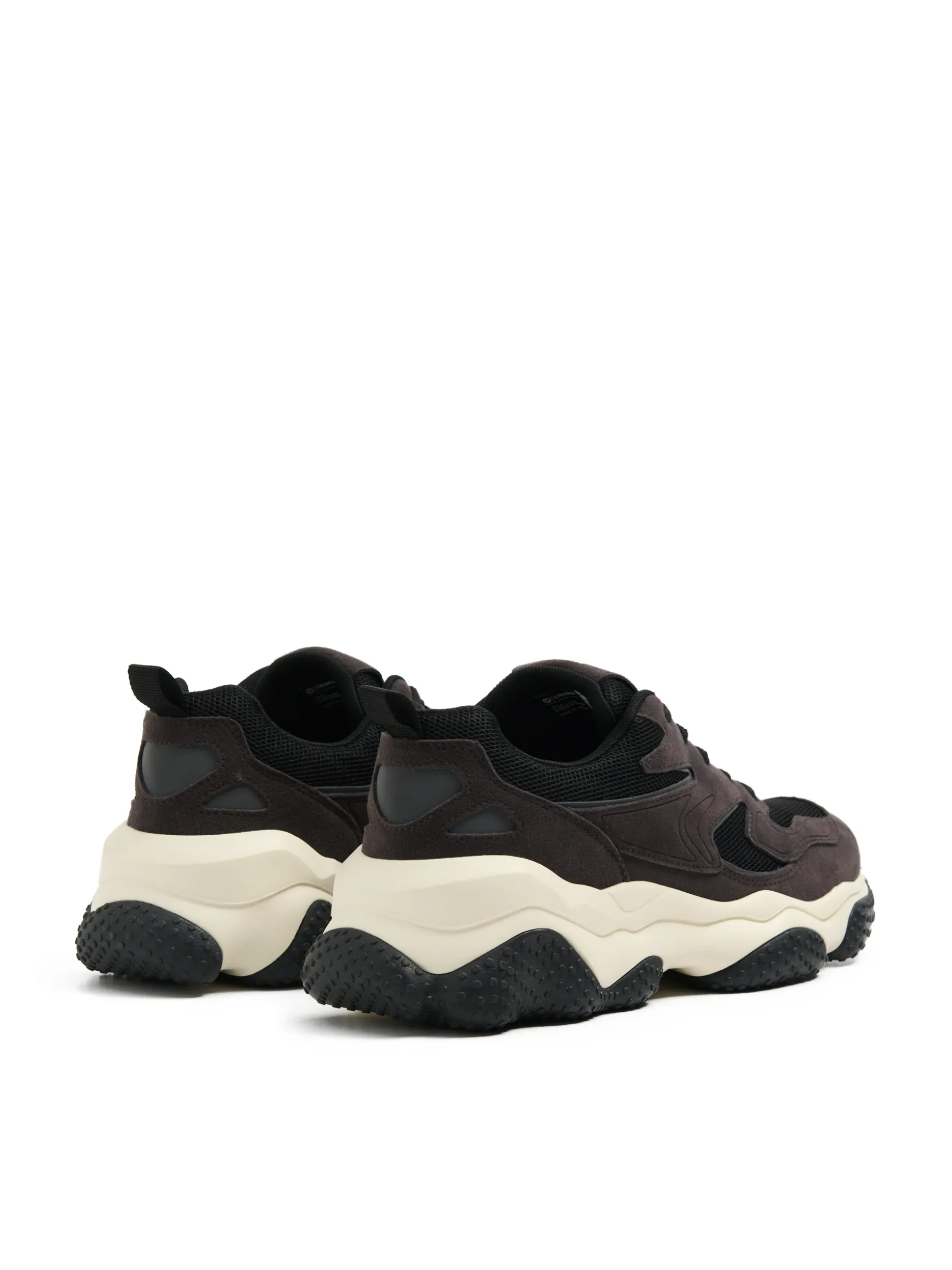 Sneakersy z elementami skórzanymi