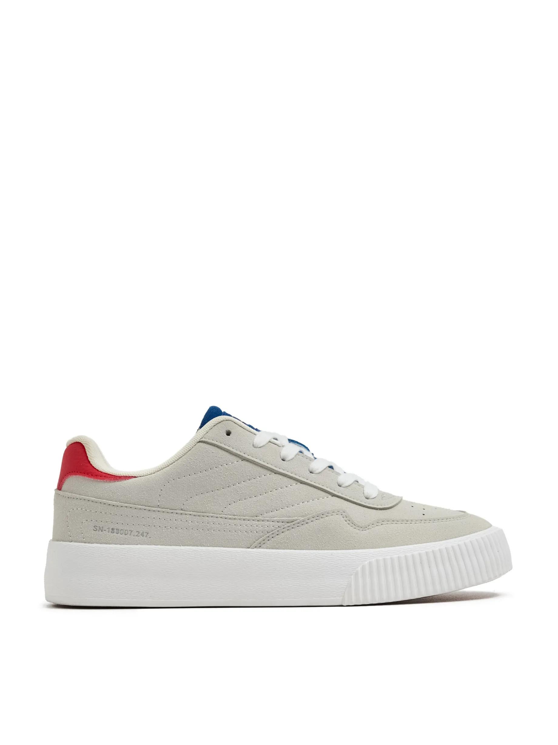 Sportowe sneakersy