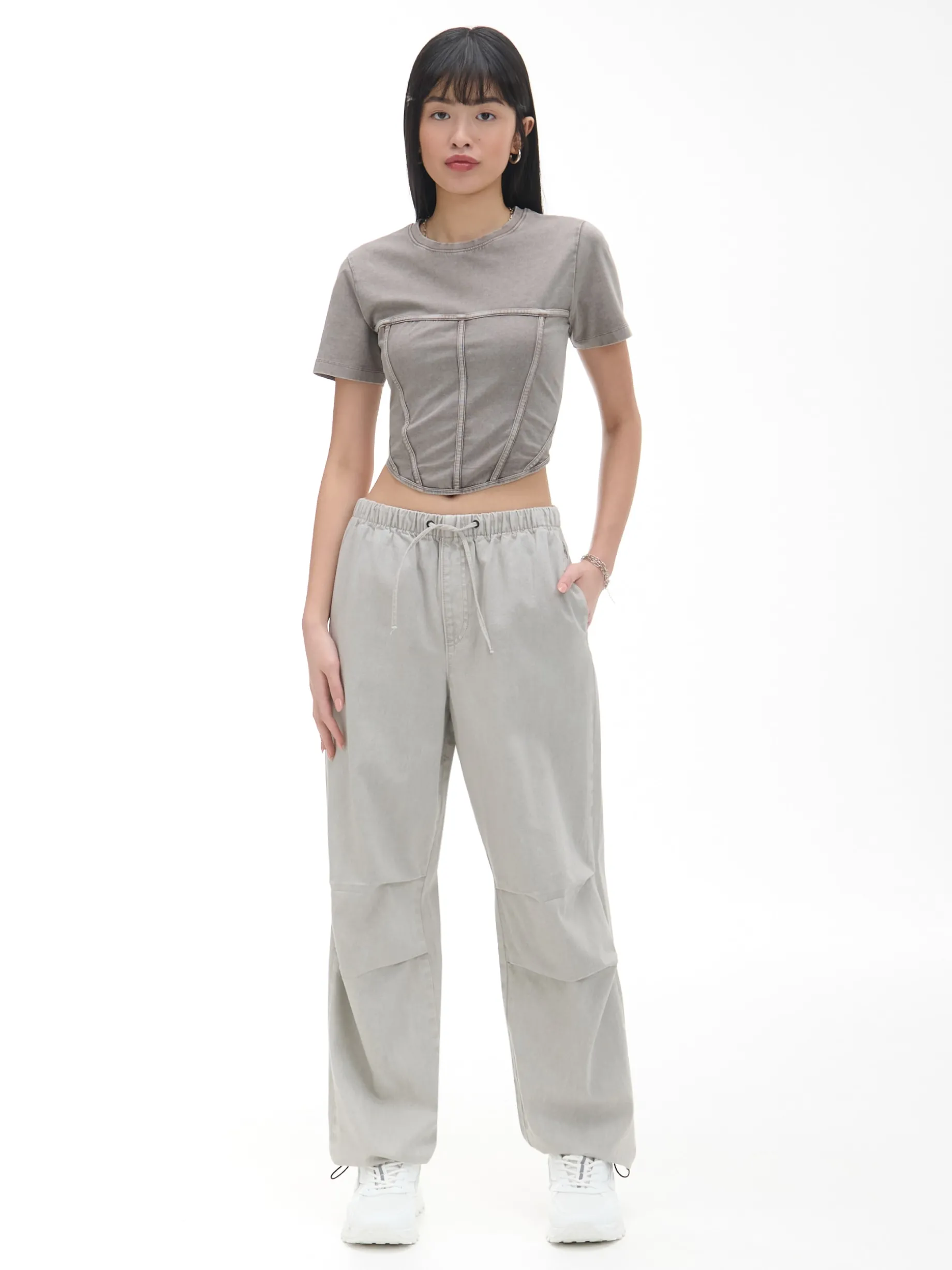 Szare jeansy parachute
