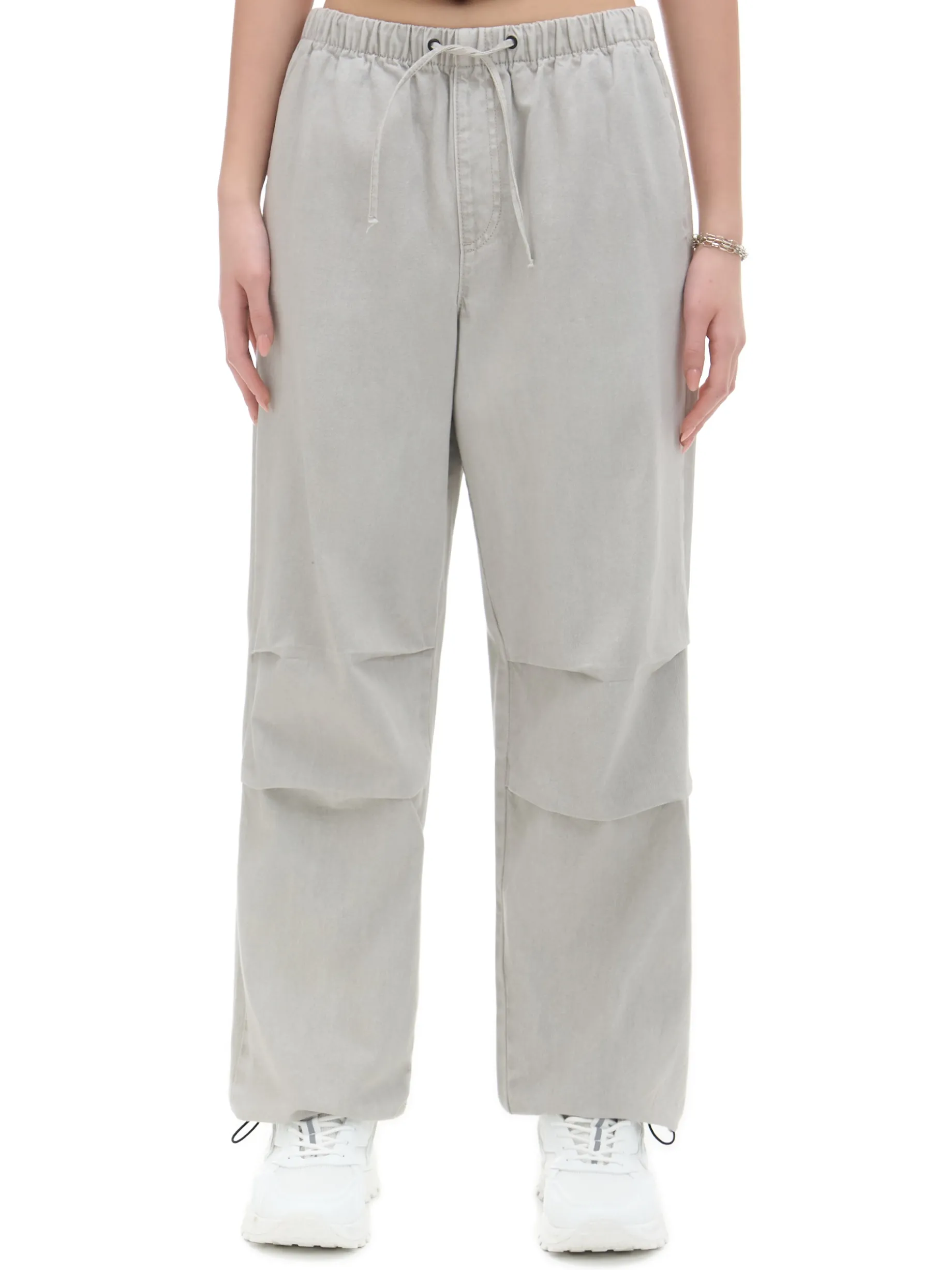 Szare jeansy parachute