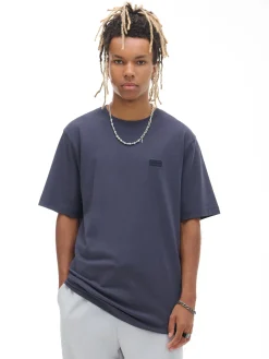 T-shirt z haftem