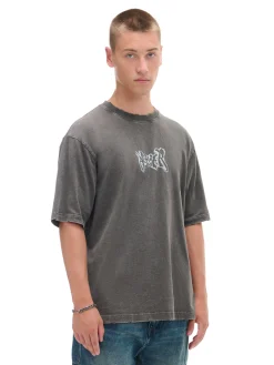 T-shirt z postrzępionymi brzegami